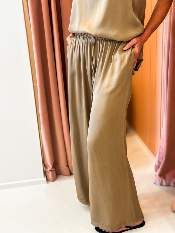 Silk Blend Pant - Mocha