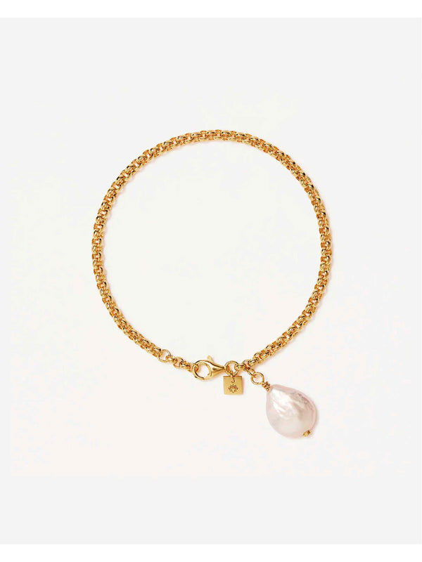 Embrace Stillness Pearl Bracelet - 18k Gold Vermeil